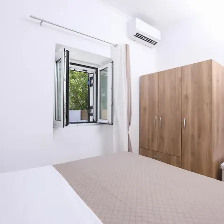 Pantelios Estate شقة Kouramaditika